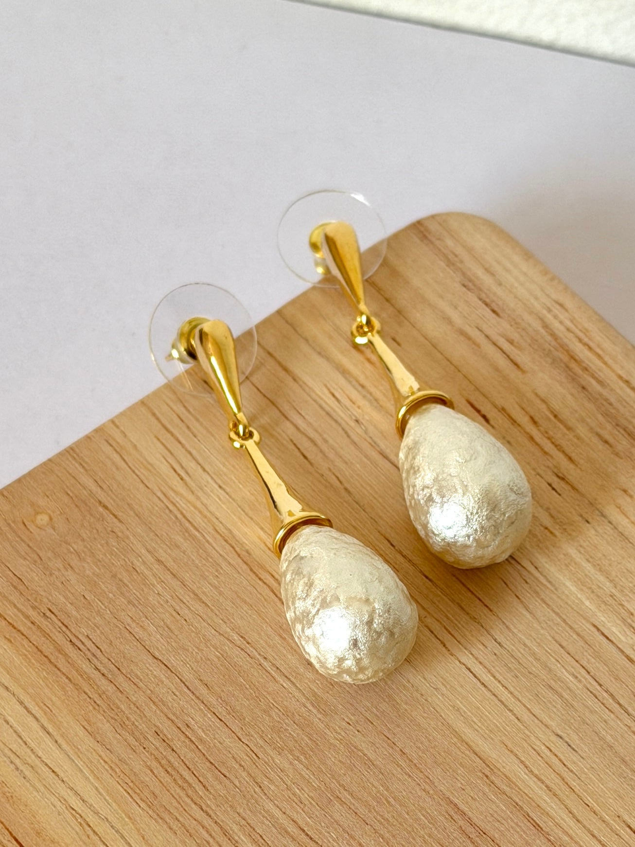PEARLS AND STONES