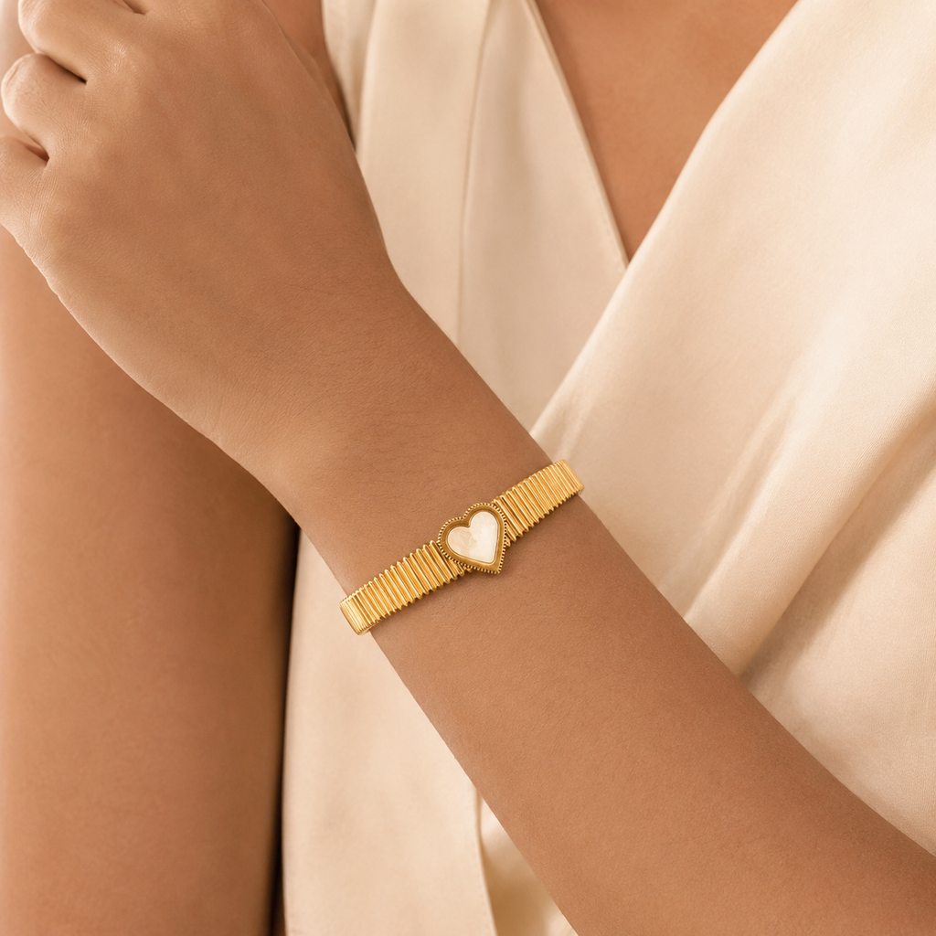Love Gleam Gold Bracelet
