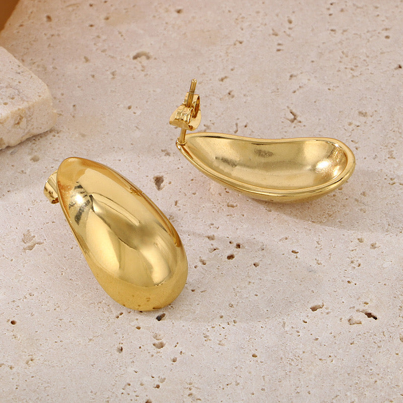 Golden Pearl Muse (Copy 2)